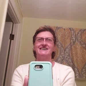 Meet your Posher, Phyllis